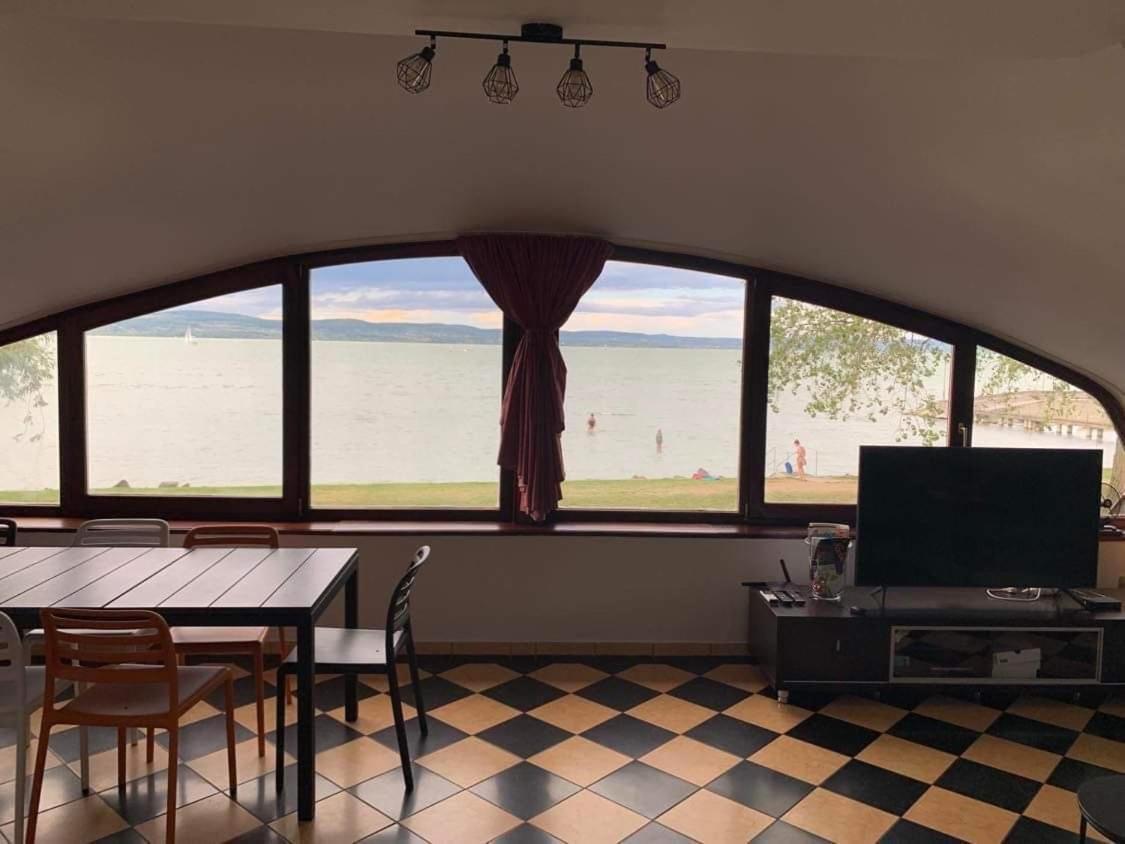 Szines Panorama Apartman 발라톤엘 외부 사진